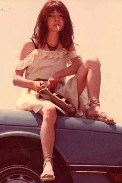 Clara Memoria interpretando a Teresa