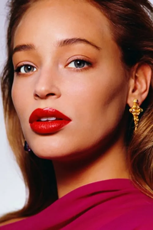 Dru-Anne Perry ha trabajado con Clare Hoak en 1 ocasiones