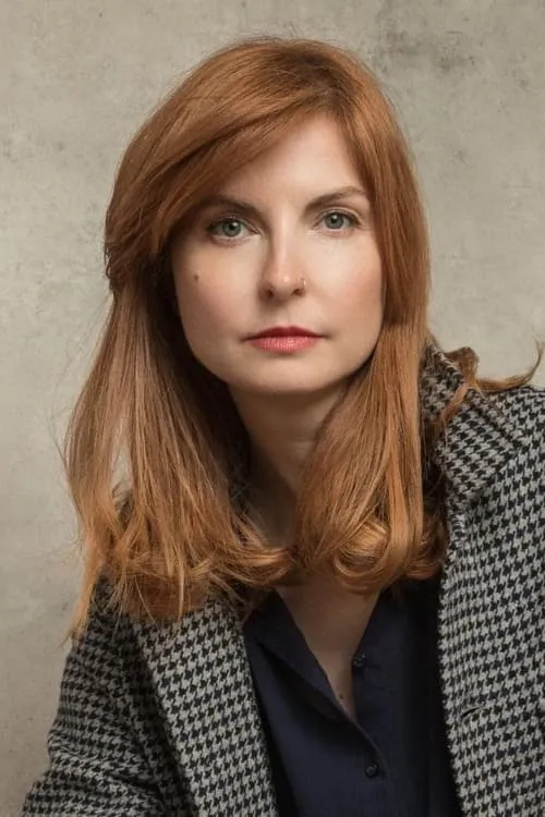 Stephen Collins ha trabajado con Clare-Louise English en 1 ocasiones