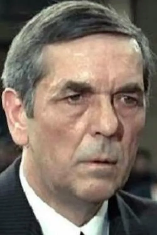 Claude Vernier interpretando a