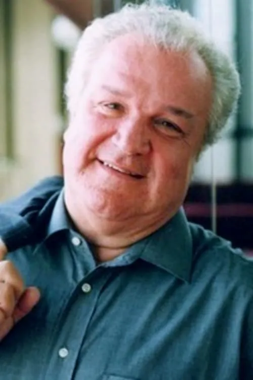 Claudio Desderi interpretando a Don Alfonso