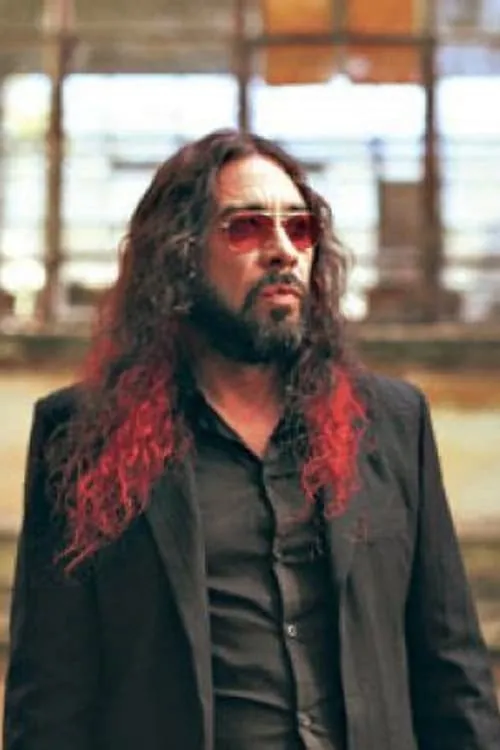 Claudio O'Connor interpretando a 