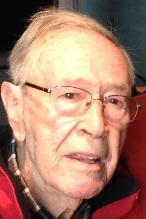 Claudio Rodríguez interpretando a Self - Dubbing Director (1980) / Narrator (voice)