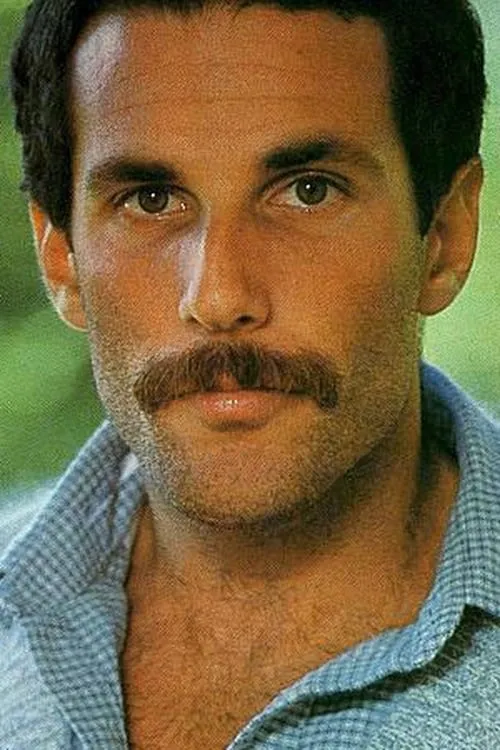 Val Martin ha trabajado con Clay Russell en 1 ocasiones