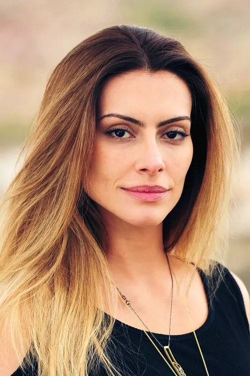 Cleo interpretando a Tati