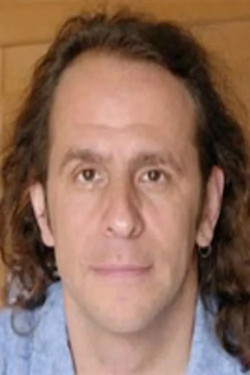 Alex Klein ha trabajado con Cliff Lanning en 1 ocasiones