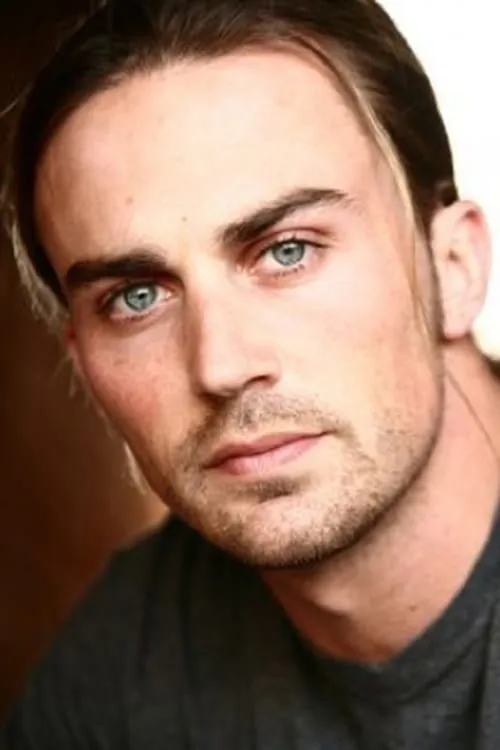 Clint Browning interpretando a Joseph