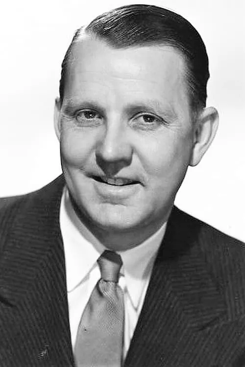 Clinton Sundberg interpretando a Dr. Harold Wayne