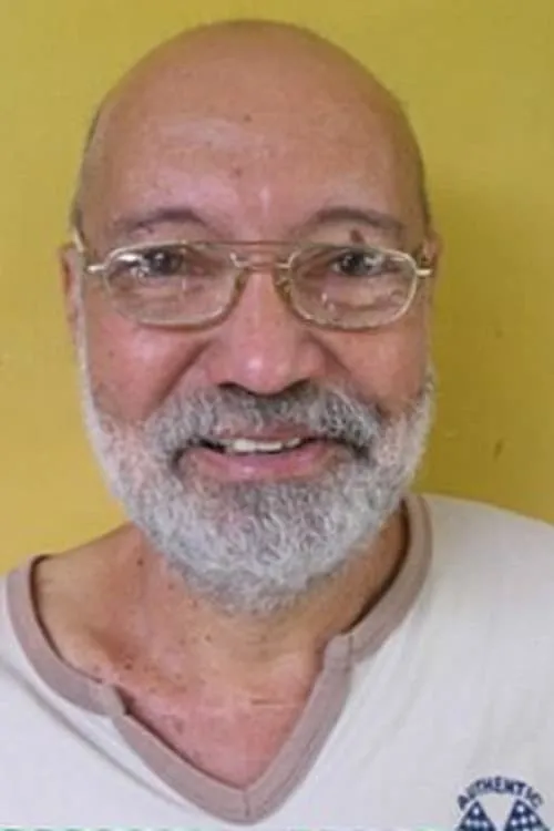 Zoltan Amore ha trabajado con Cloyd Robinson en 1 ocasiones