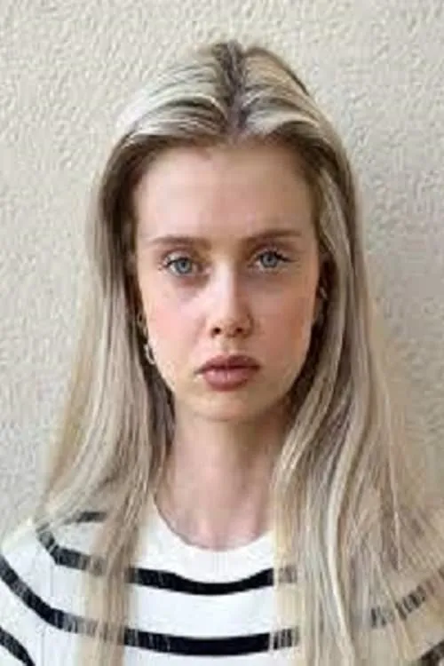 Lounès Tazairt ha trabajado con Coline Bellin en 1 ocasiones