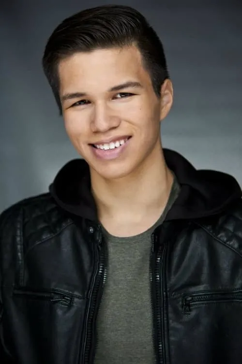 Colton Clause interpretando a Winston