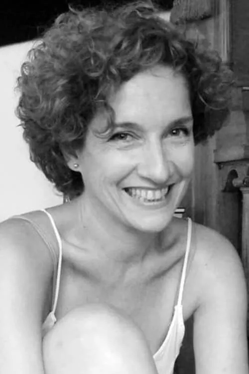 Coni Marino interpretando a