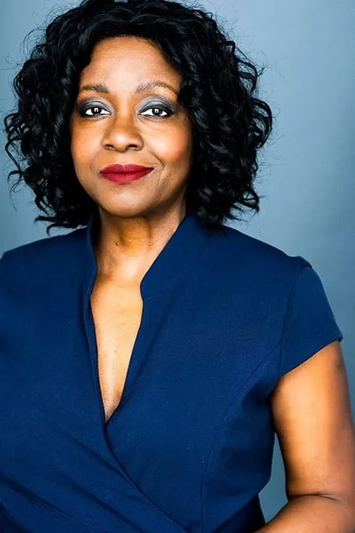 Connie Jackson interpretando a Aunt Ellis