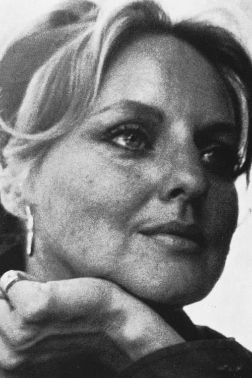 Richard Dunne ha trabajado con Corinne Dunne en 2 ocasiones