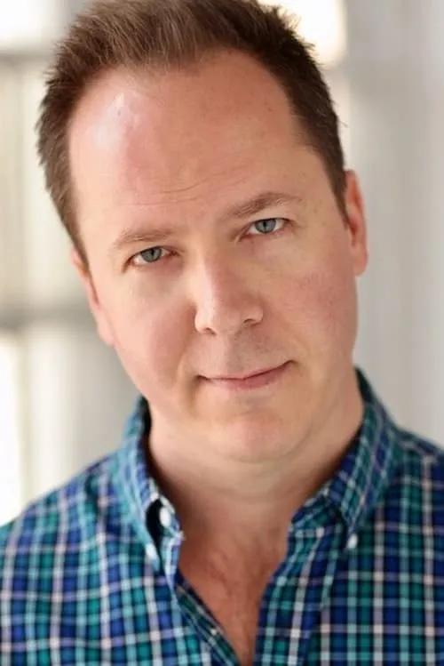 Cormac Bluestone en su biografía y filmografía