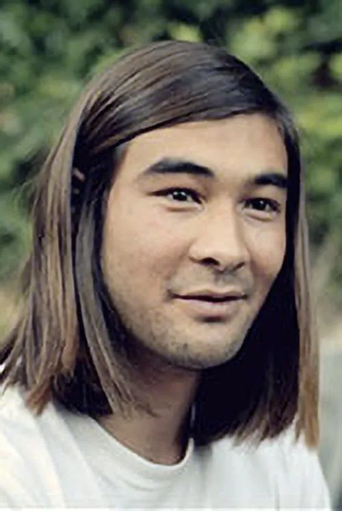 David Nuuhiwa ha trabajado con Cory Edging en 1 ocasiones