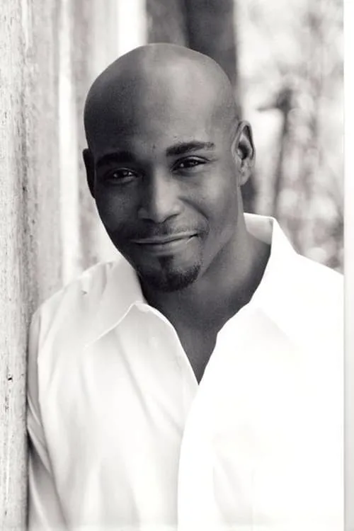 Cory McMillan en su biografía y filmografía