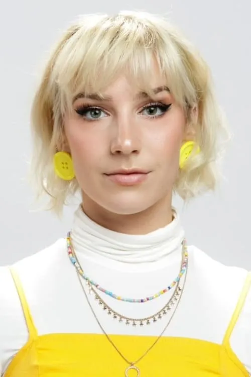 Ian Hecox ha trabajado con Courtney Miller en 5 ocasiones