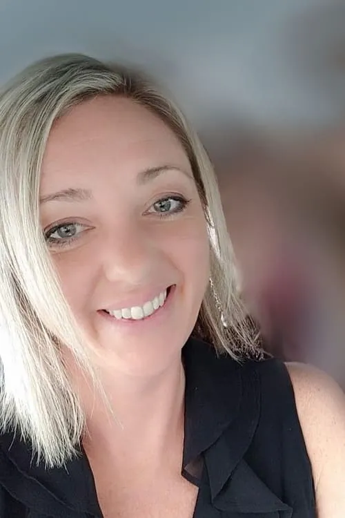 Patrick Sharn ha trabajado con Courtney Somers Smith en 1 ocasiones