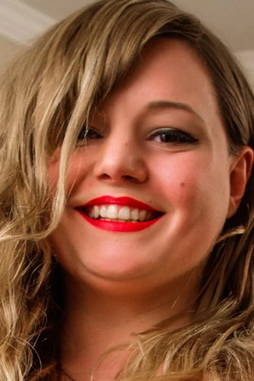 Courtney Trouble interpretando a