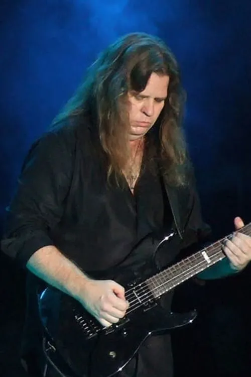 Craig Goldy interpretando a Guitar