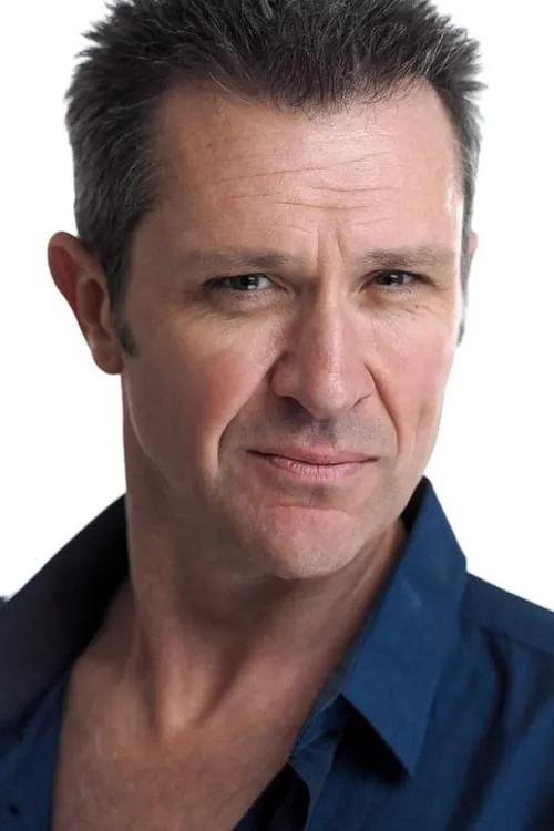 Ella Bourne ha trabajado con Cris Cochrane en 1 ocasiones