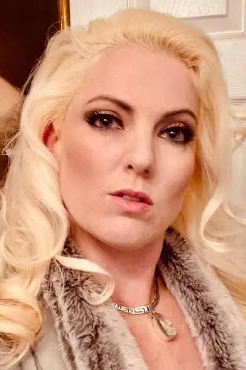 David Gibson ha trabajado con Crystal Mayes en 1 ocasiones