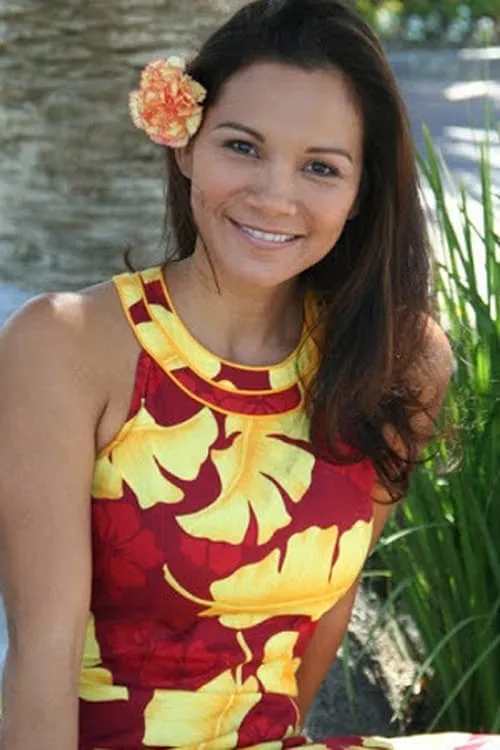 Helen Elizabeth ha trabajado con Cyndi Mayo Davis en 1 ocasiones