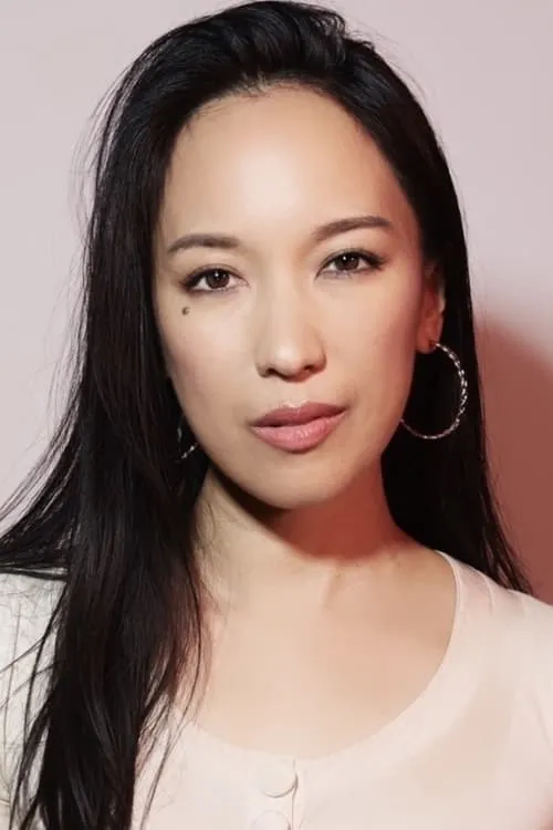 Cynthia San Luis interpretando a MoBu