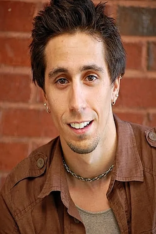 D. Dylan Schettina en su biografía y filmografía