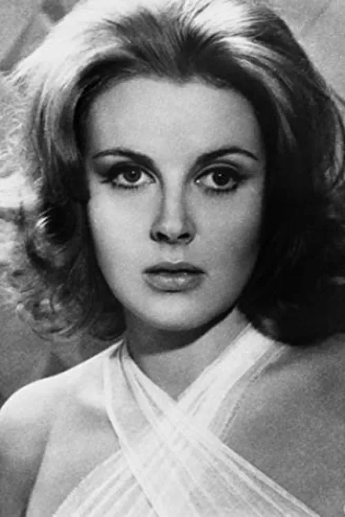 Andrea Guzon ha trabajado con Dagmar Lassander en 2 ocasiones