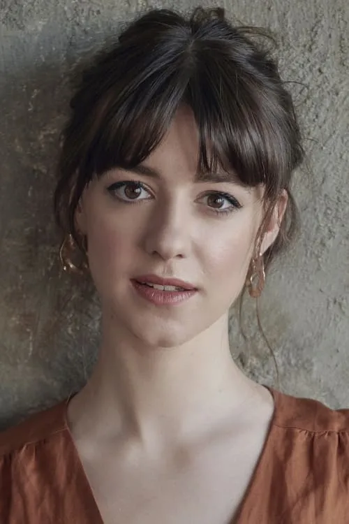 Daisy Edgar-Jones en su biografía y filmografía