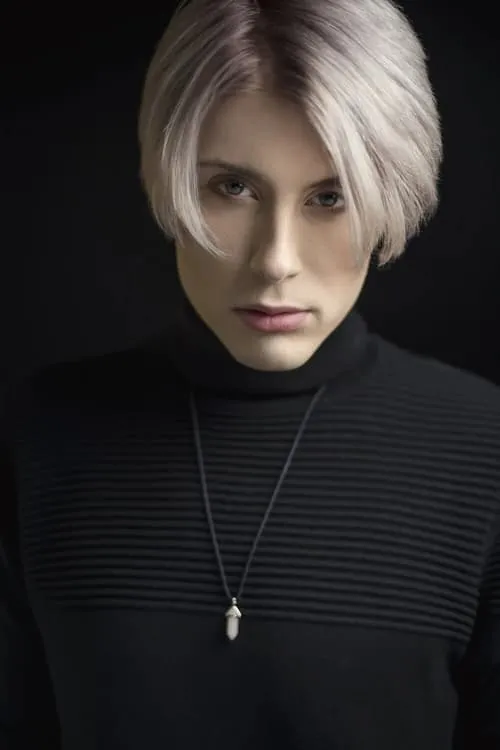 Daman Mills en su biografía y filmografía