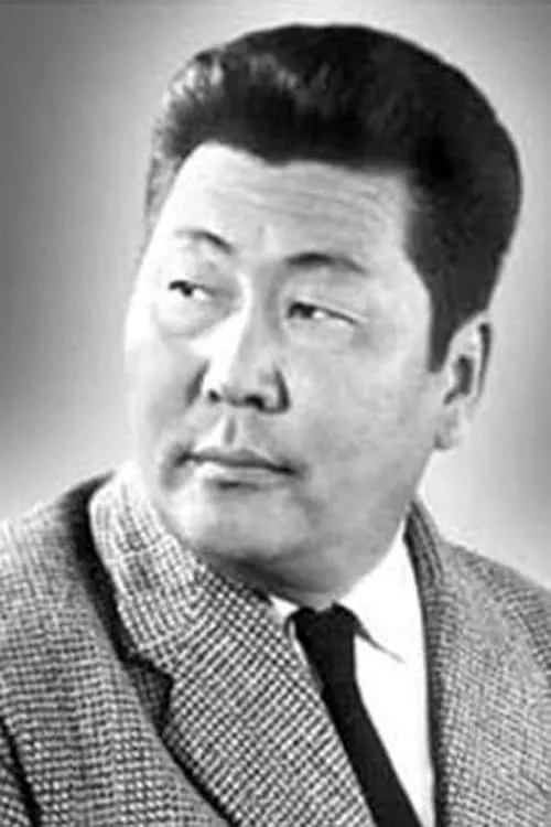 Avirmed Choijil ha trabajado con Dambyn Damdinsuren en 4 ocasiones