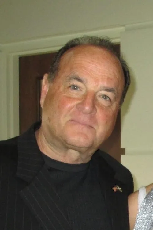 Dan Bell en su biografía y filmografía