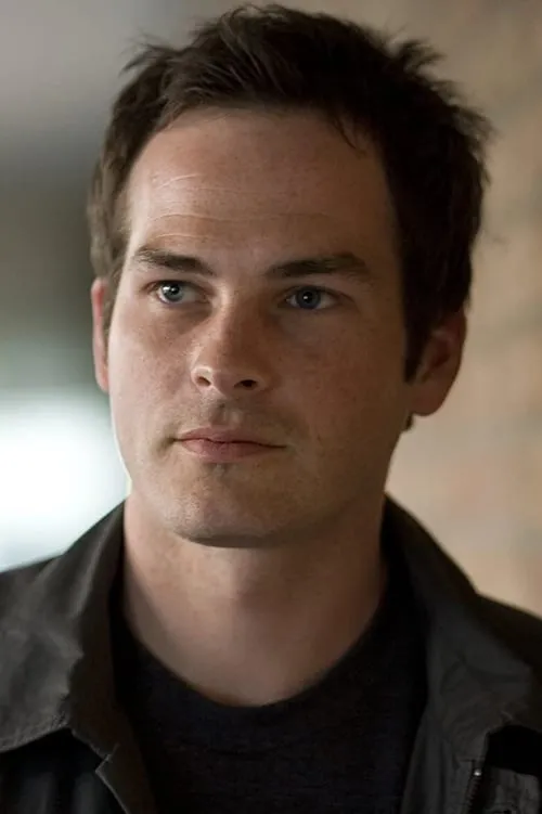 Holly Weber ha trabajado con Dan Callahan en 2 ocasiones