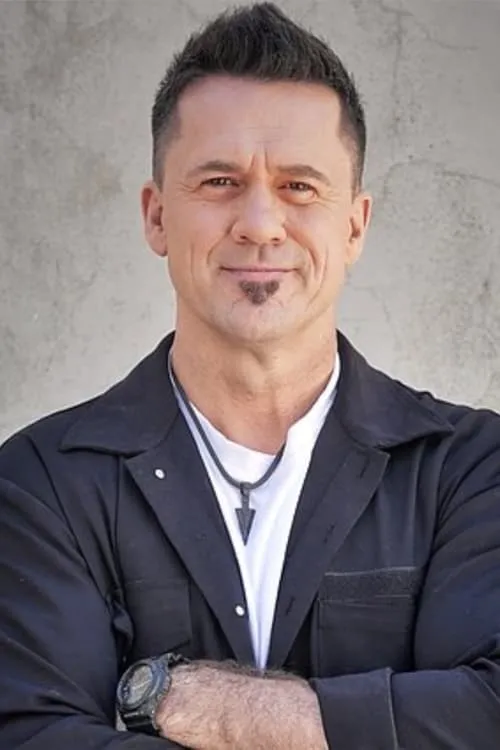 Agne Jagelaviciute ha trabajado con Dangis Cholinas en 1 ocasiones