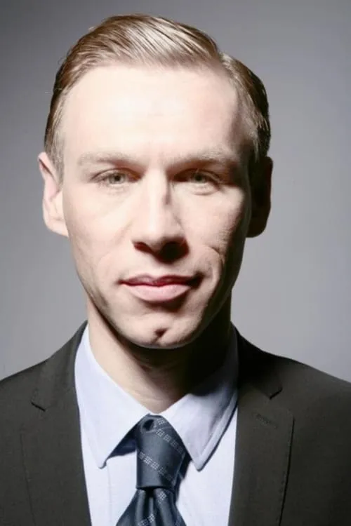 Ruslav Neupokoev ha trabajado con Daniel Chapple en 1 ocasiones