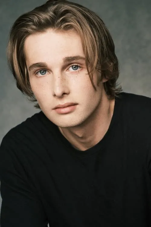 Alexis Clayton ha trabajado con Daniel Grogan en 1 ocasiones