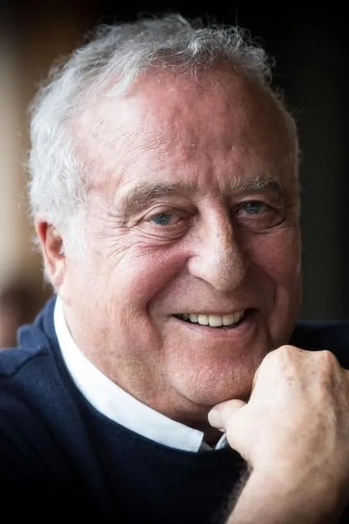 Philippe Sella ha trabajado con Daniel Hechter en 1 ocasiones