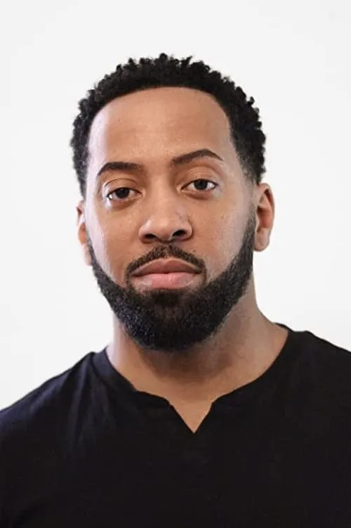 Beanie Feldstein ha trabajado con Daniel Johnson en 1 ocasiones