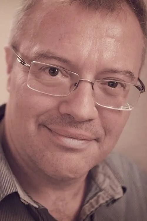 Luis Gutiérrez ha trabajado con Daniel Monzón en 1 ocasiones