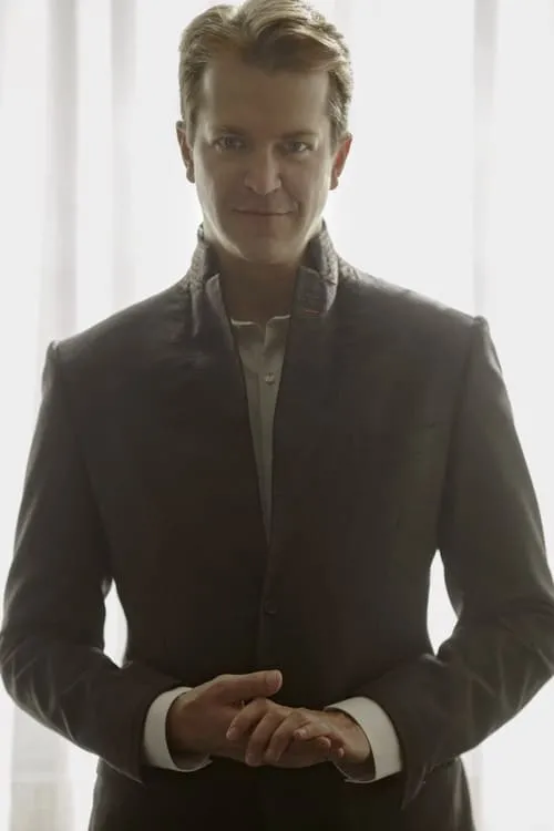 Stephen Richardson ha trabajado con Daniel Okulitch en 1 ocasiones