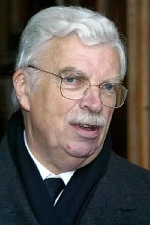 Daniel Toscan du Plantier interpretando a self