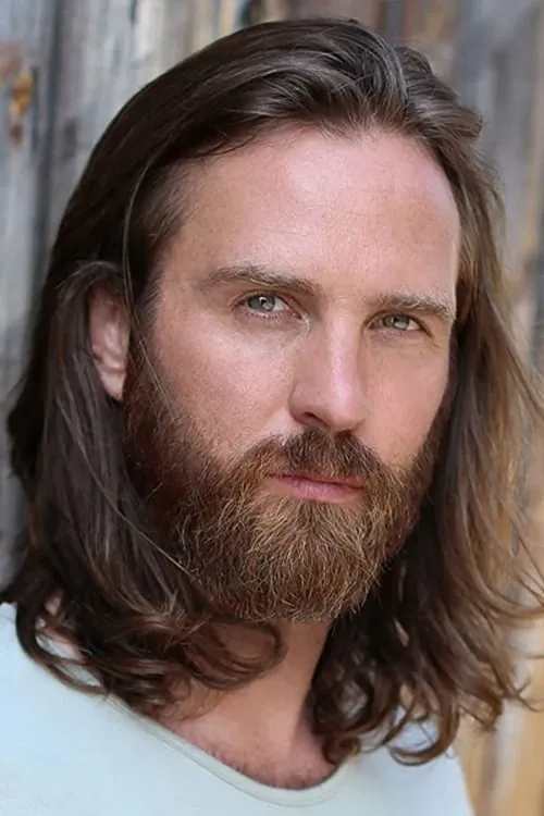 John P. Connolly ha trabajado con Daniel Wilkinson en 1 ocasiones