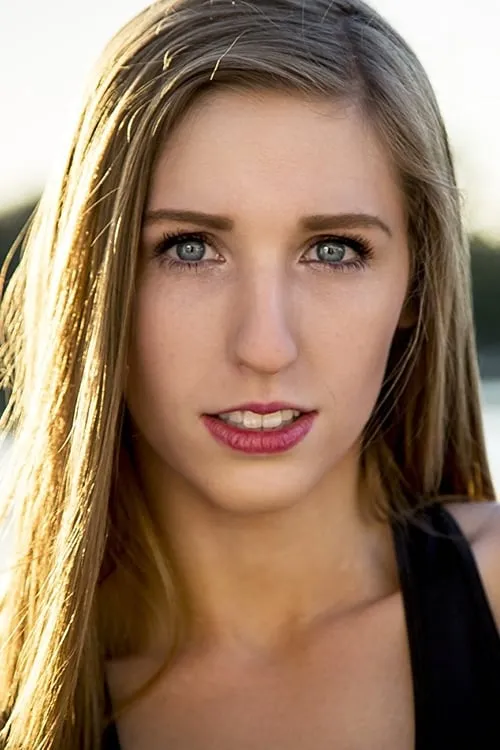 Danielle Lyons en su biografía y filmografía