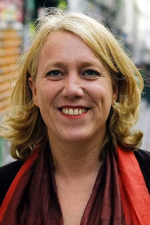 Marion Lagardère ha trabajado con Danielle Simonet en 1 ocasiones