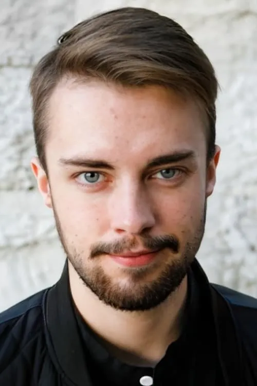 Denisas Kolomyckis ha trabajado con Danilas Pavilionis en 1 ocasiones