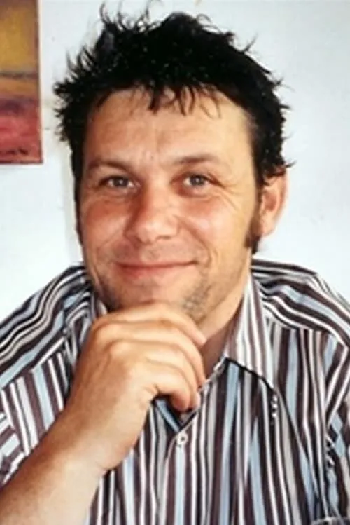 Neill Rea ha trabajado con Danny Mulheron en 1 ocasiones