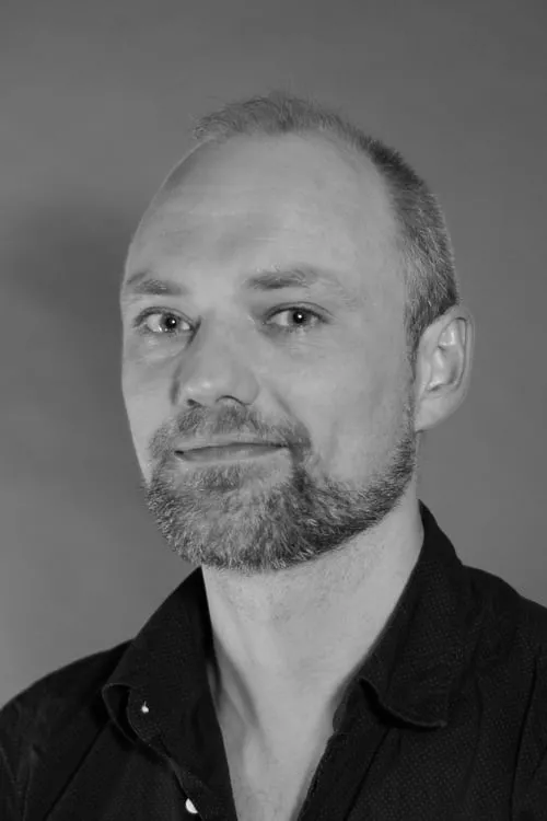 Jetty Mathurin ha trabajado con Dario van Vree en 1 ocasiones